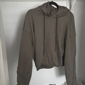 Alo Yoga cropped turtleneck olive green sweatshirt hoodie distressed hem large